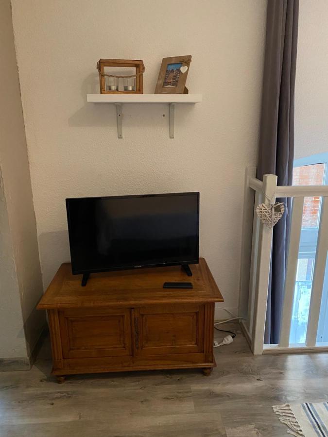 Appartement Le Phare Honfleur Bagian luar foto