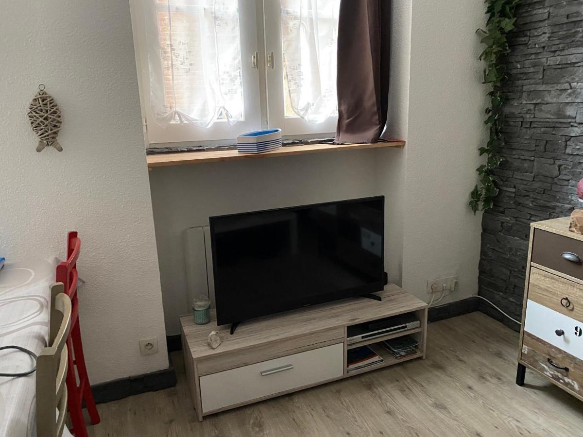 Appartement Le Phare Honfleur Bagian luar foto