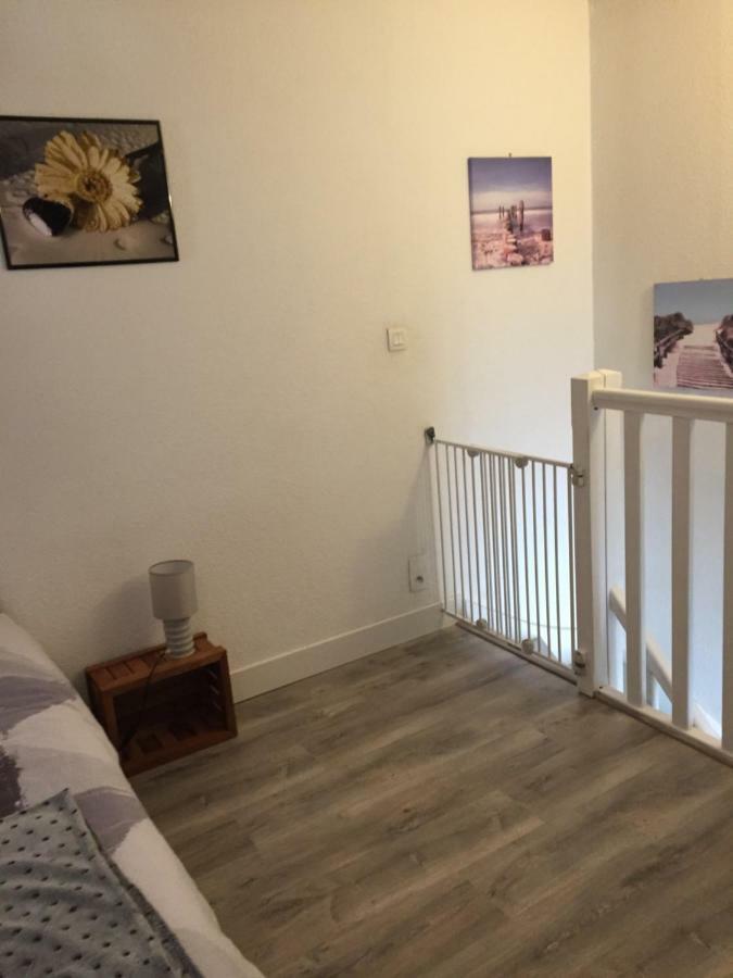 Appartement Le Phare Honfleur Bagian luar foto